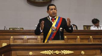 Hugo Chávez con nuevo equipo económico